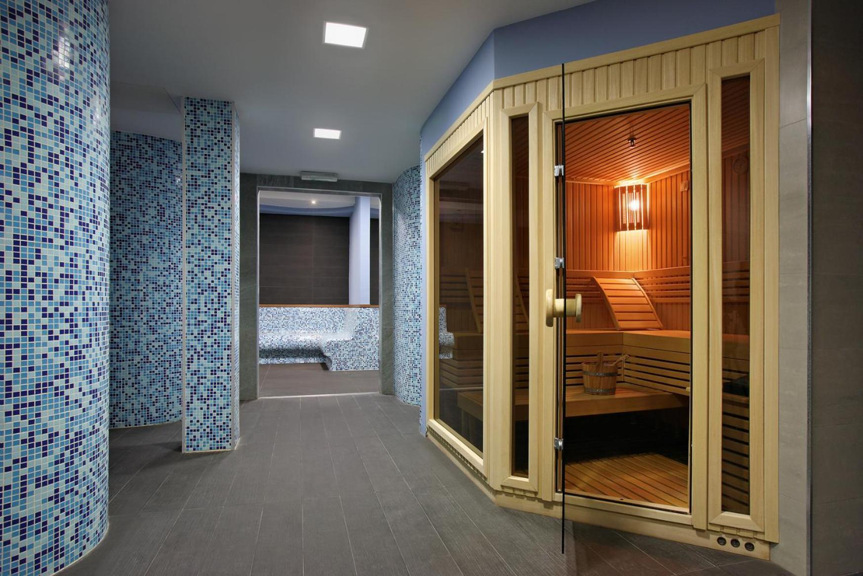 Hotel Srbija Lux Stara Pazova Exterior foto